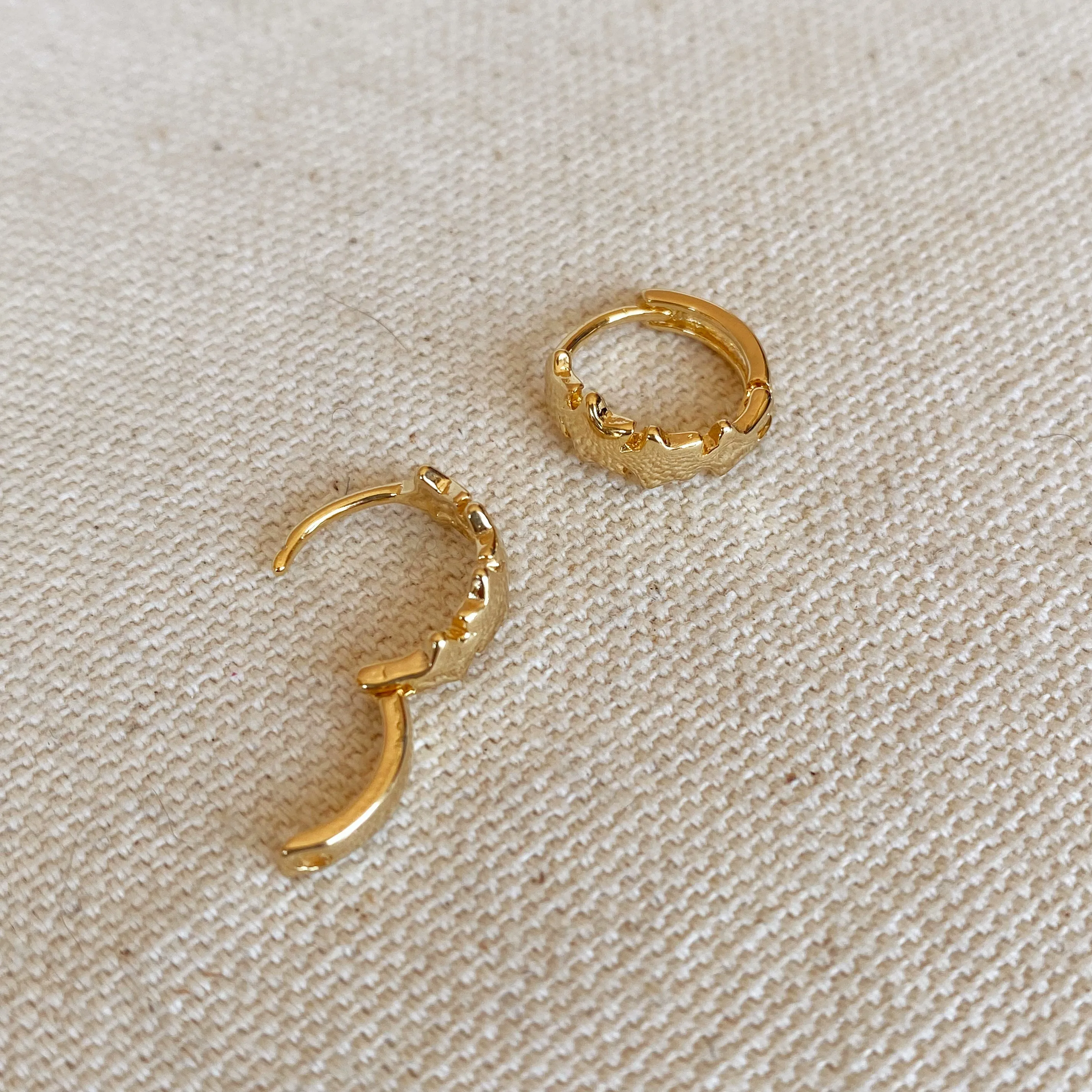 18k Gold Filled Stars Clicker Hoop Earrings