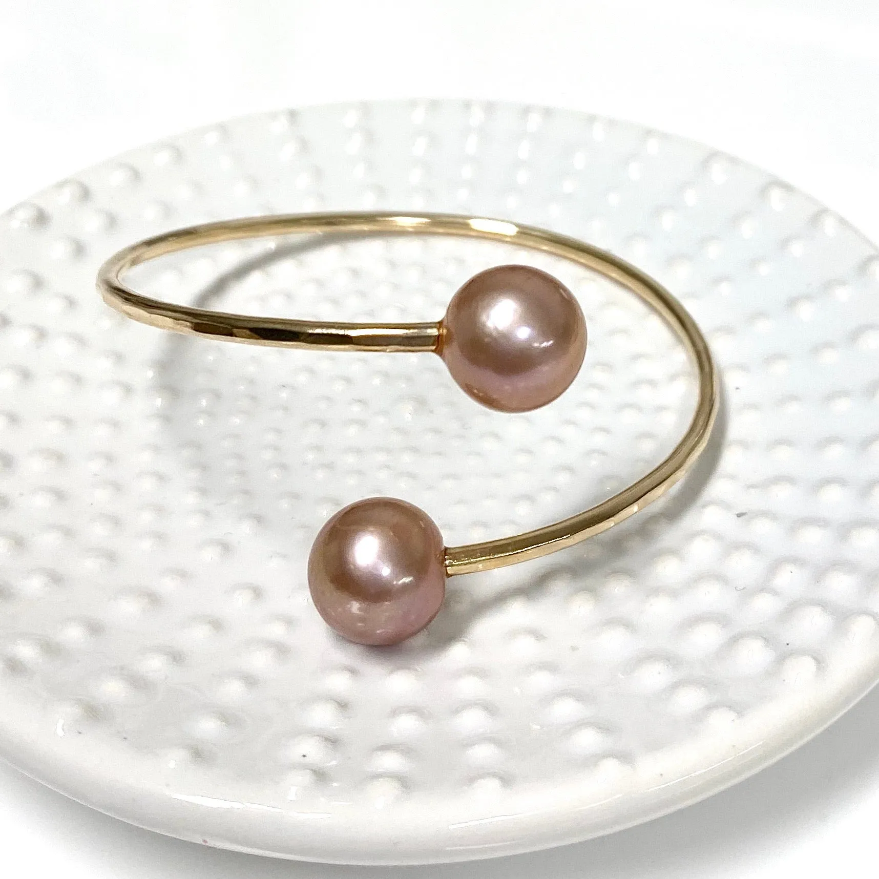 Cuff Leia - pink Edison pearls (B353)