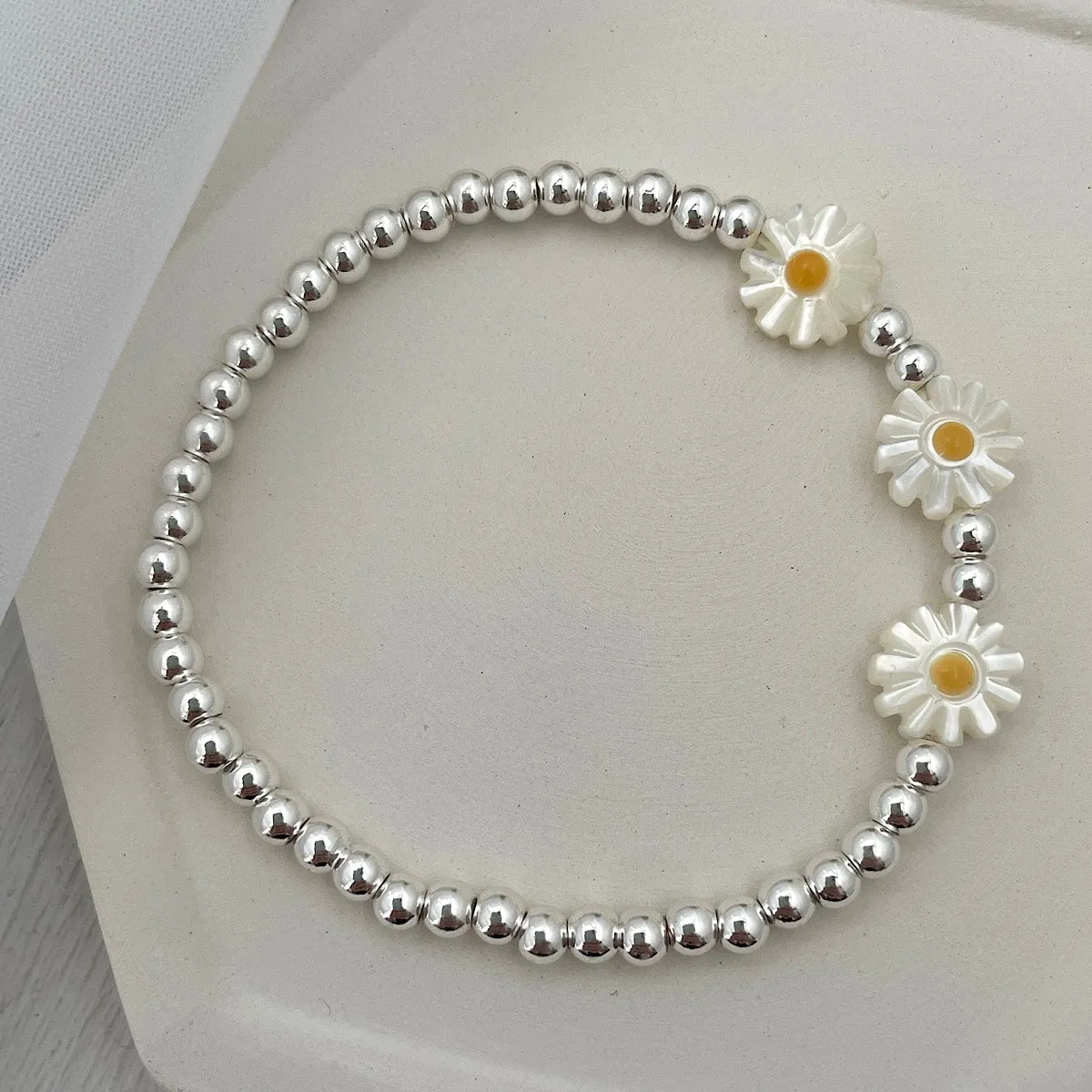 Daisy Flower Bead Bracelet Gold Fill