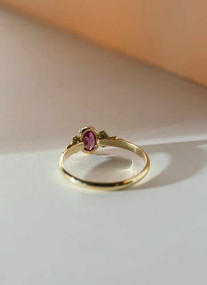 Elay rhodolite 14k gold ring