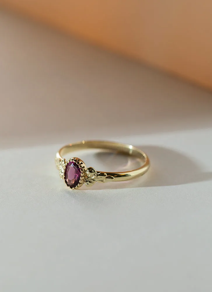 Elay rhodolite 14k gold ring