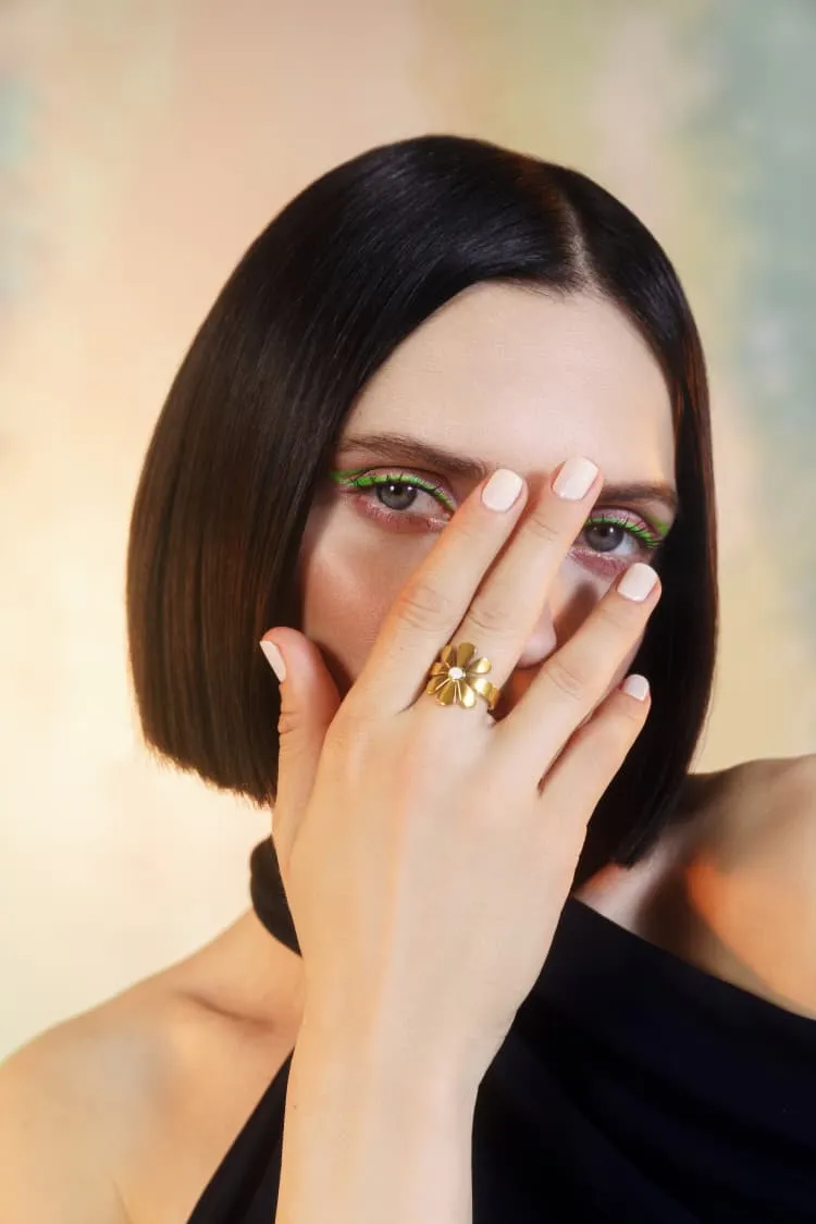 floral ring in gold