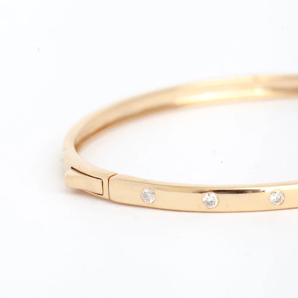 Flush-set Diamond Hinged Bangle