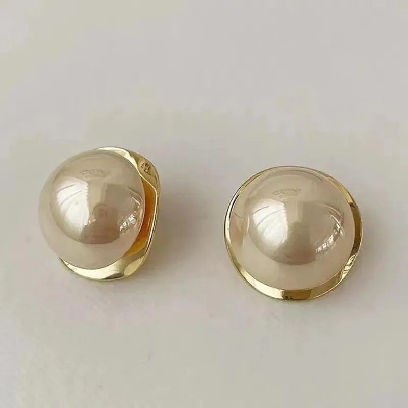 Geometric Circular Metal Charm Jewelry: RB308 Sweet Big Pearl Stud Earrings