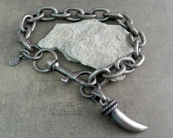 Link Hack Bracelet with Saber Tooth