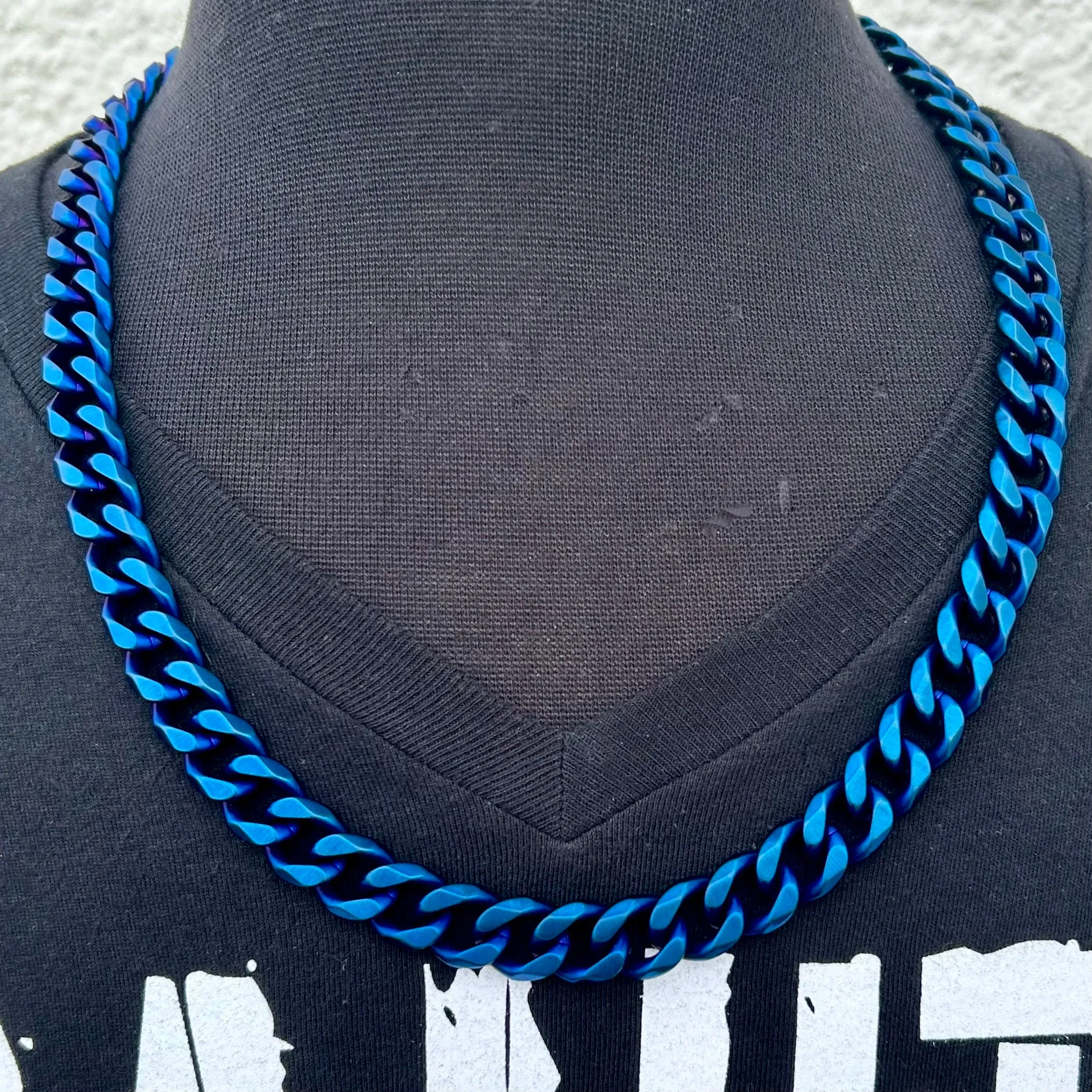 Necklace - Diamond Cut Cuban Link - Custom - Blue - 3/8 Wide - CN04